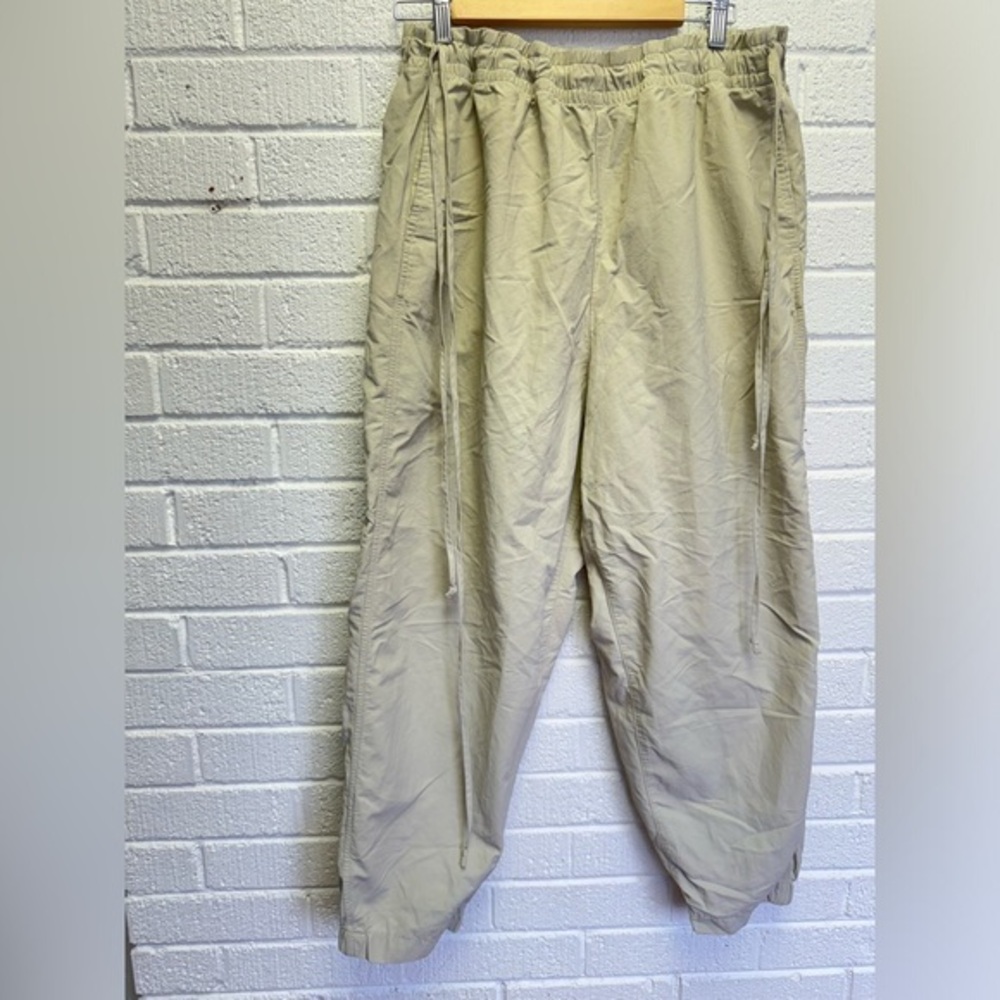 Urban Outfitters BDG Cargo Baggy Pants Beige Parachute Drawstrings XL
